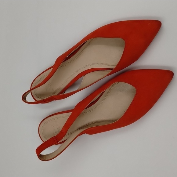 Marc Fisher Ltd. coral strap back flats size 7M pointed toe flats gold accent - Picture 2 of 10